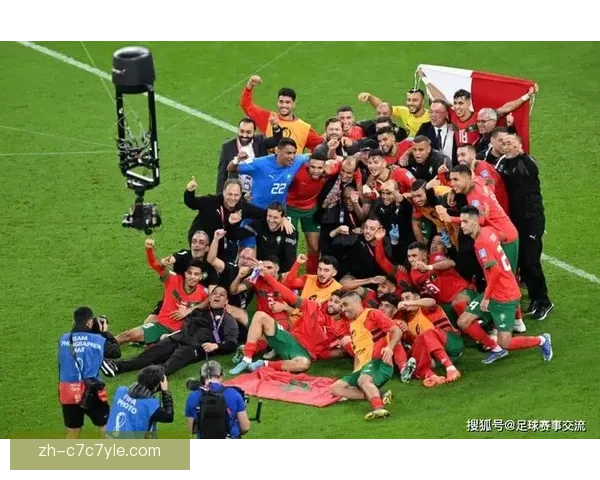 亨克三比一胜迪纳摩瓦赫迪双响